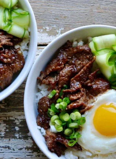 Easy beef bulgogi bowls with colorful vegetables and rice