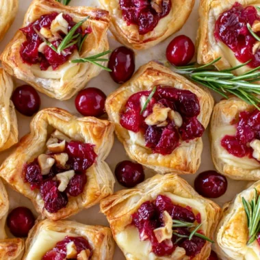 Delicious cranberry brie bites made with puff pastry for a perfect appetizer.